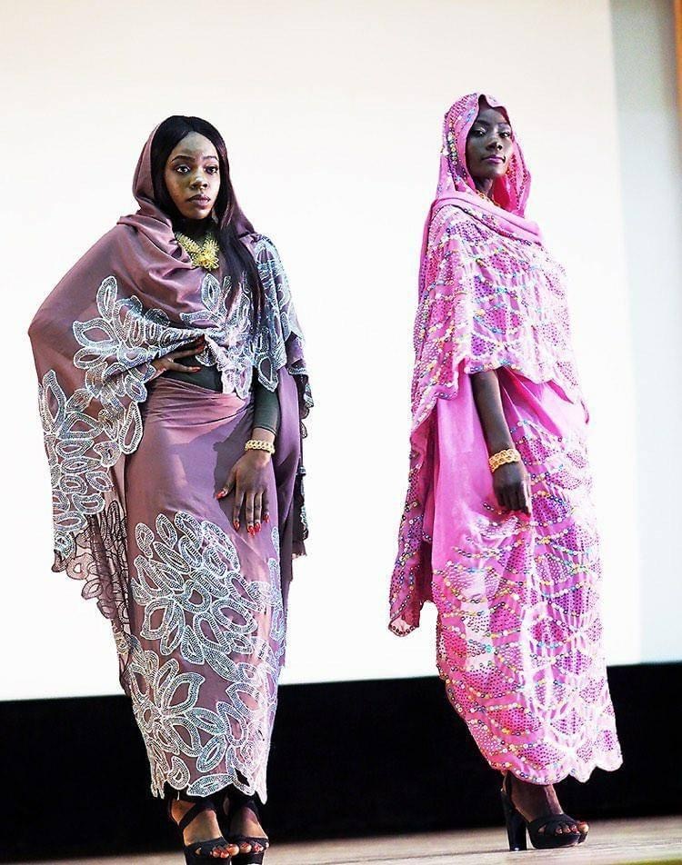 Tchad : populaires auprès des filles, les cristaux de menthe envahissent  N'Djamena